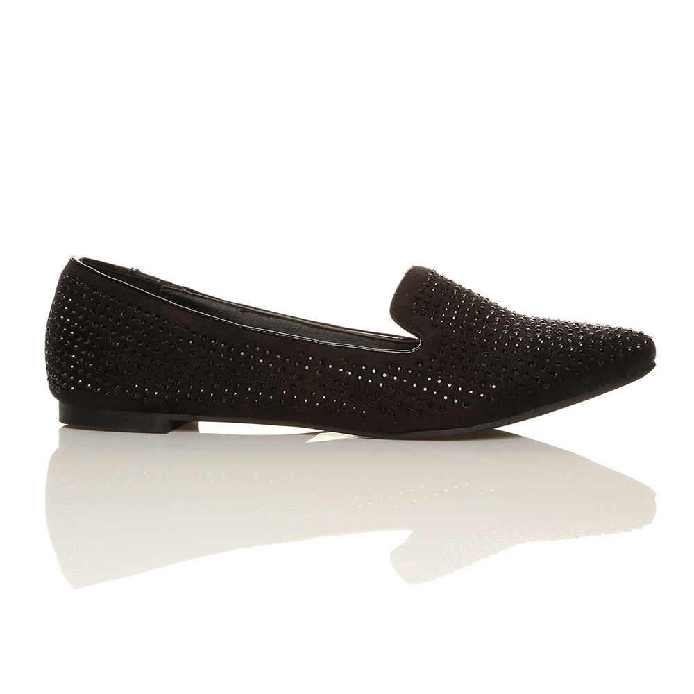 flat leg shoes
