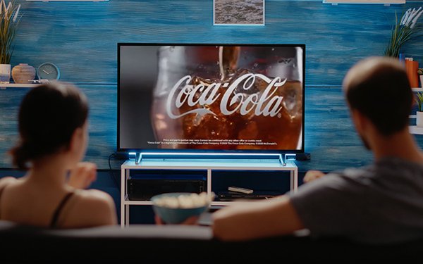 tvcommercial-coke-600_5kUvJeI